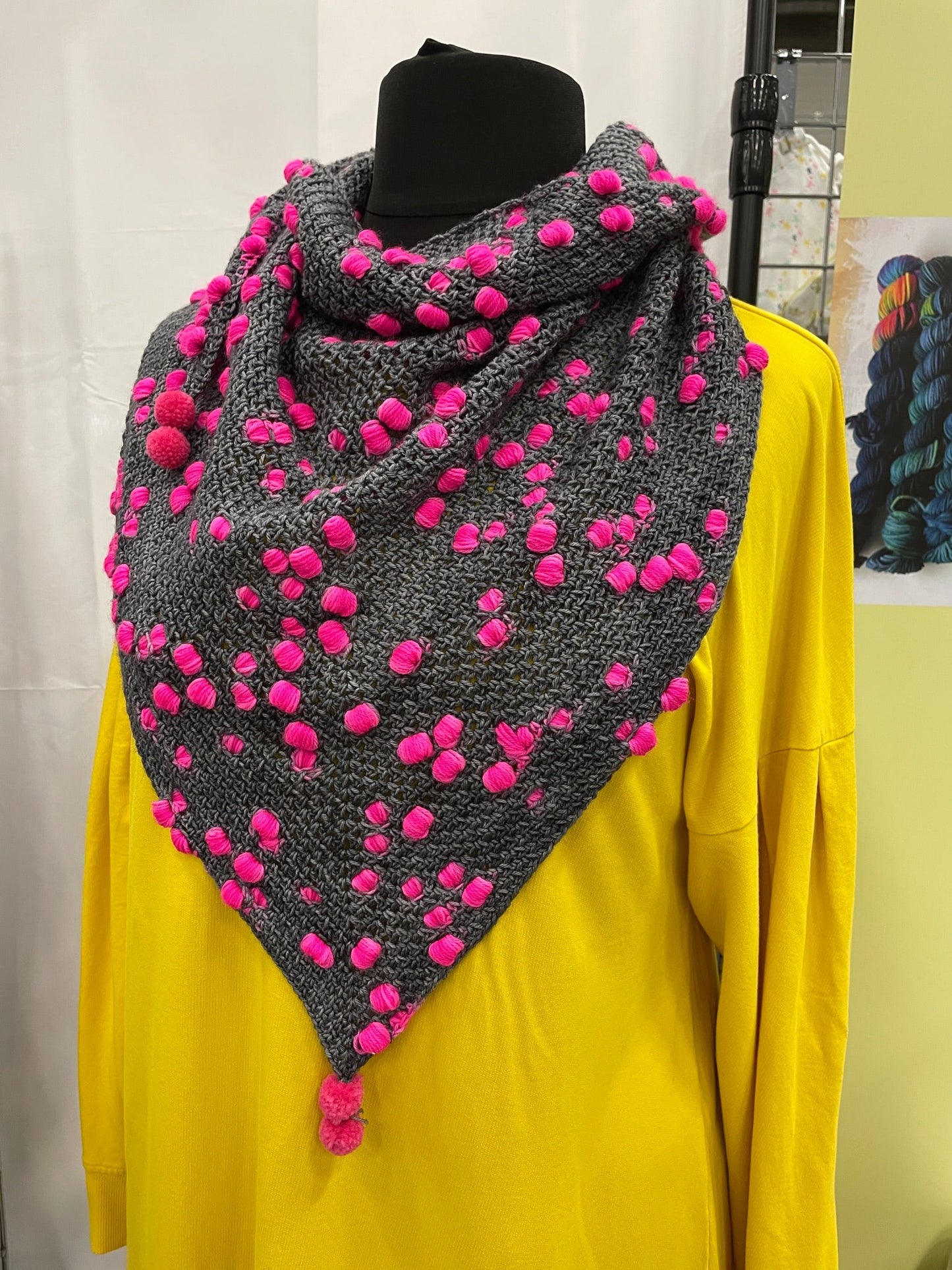 Assigned pooling - Cherry Blossom - Long zip - Merino Nylon - sock - 4ply