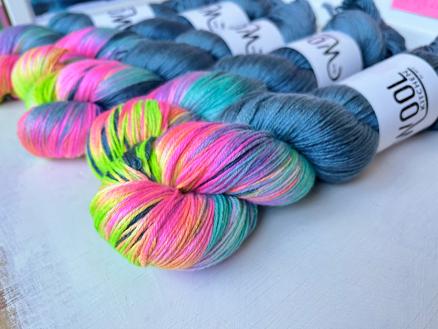 M2-9 | Luxury 4ply Merino Silk