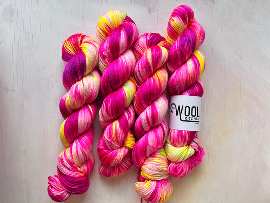 Stowlips | Club Classics Monthly Yarn Club | Luxury 4ply Merino Silk