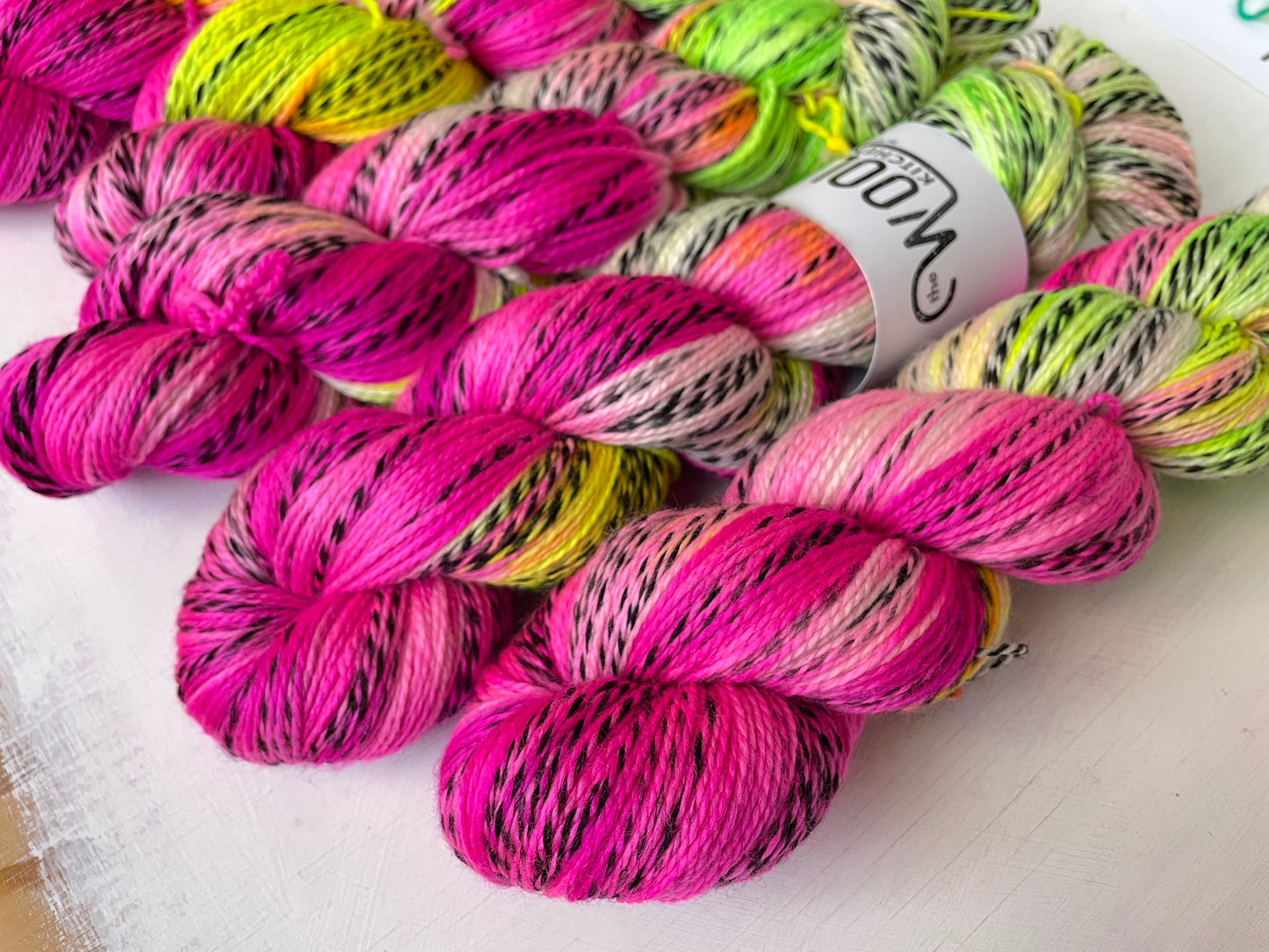 Zebra in the Garden | 4 Ply Merino Zebra Yarn