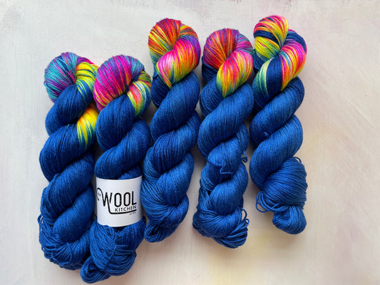 Cosmic Girl Dark | Luxury 4ply Merino Silk
