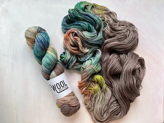 Strong Brew Assigned Pooling Long Zip Yarn 4ply Merino Sock from the hand dyed yarn expert, the Wool Kitchen