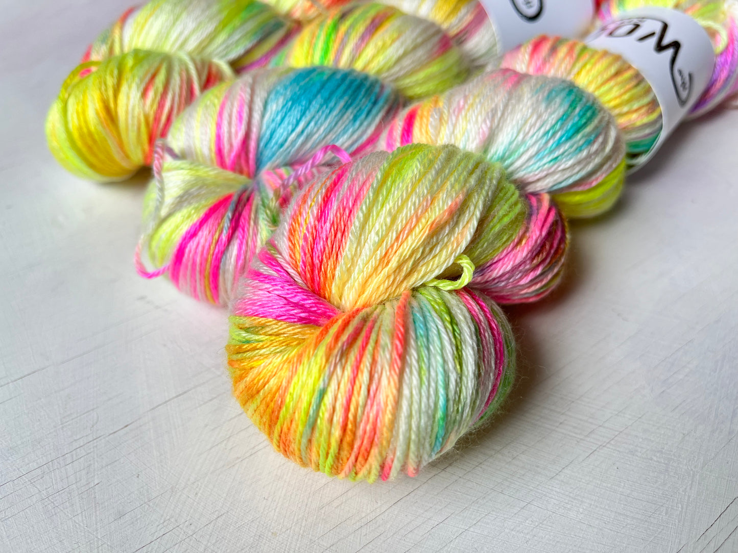 Pineapple Riot | Club Classics Monthly Yarn Club | Luxury 4ply Merino Silk