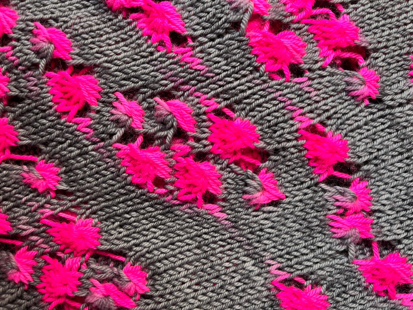 Pink Pop Long Zip | Assigned Pooling Yarn | 4ply Merino Sock