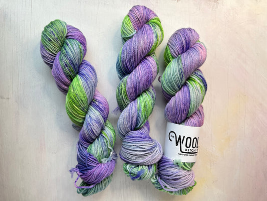 Artichoke from the Floral Fade 2 Botanicals monthly yarn club in BFL DK Wool by the hand dyed yarn expert, The Wool Kitchen 