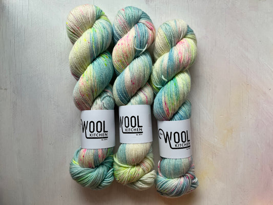 SALE Anthuriums Bundle | BFL DK Wool