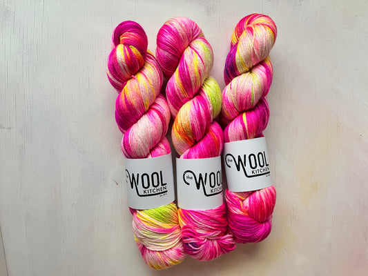 SALE 3 Skein Stowlips | Luxury 4ply Merino Silk