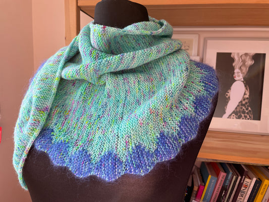 Fizzy pop Shawl yarn kit